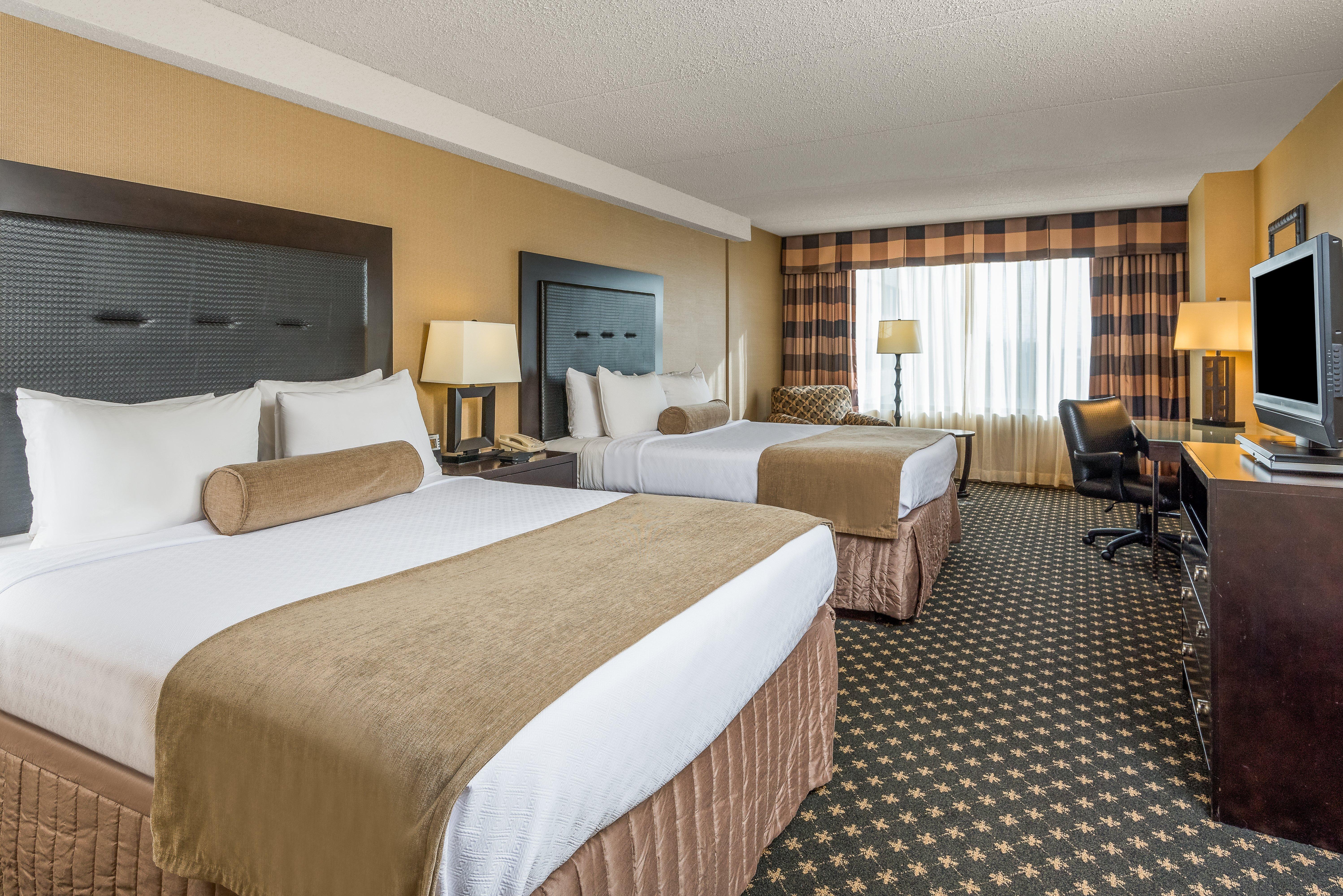 Crowne Plaza Indianapolis-Airport By Ihg Hotel Екстериор снимка