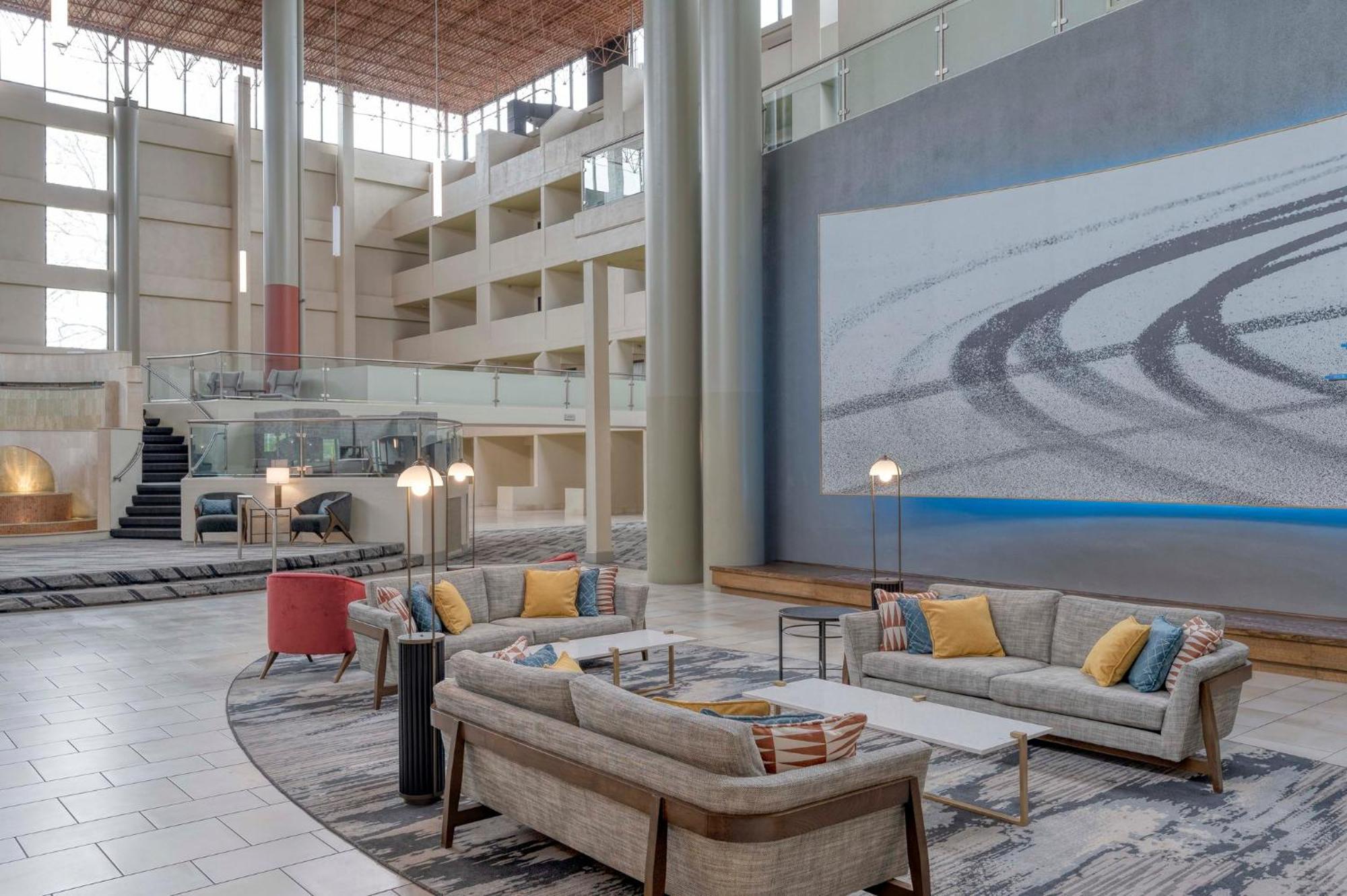Crowne Plaza Indianapolis-Airport By Ihg Hotel Екстериор снимка